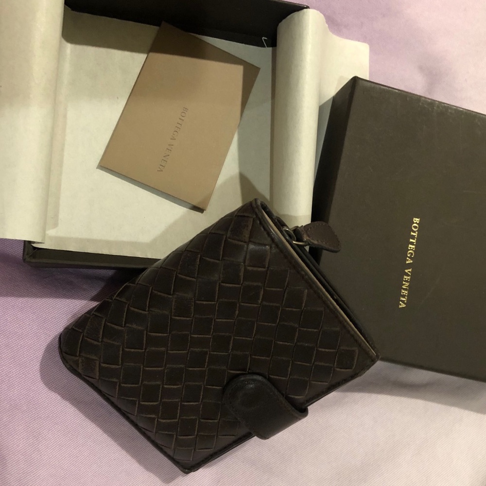 Bottega vaneta classic wallet